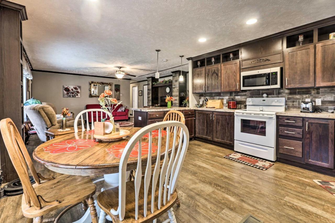 Lovely Sadieville Retreat With Deck And Grill! Corinth Luaran gambar